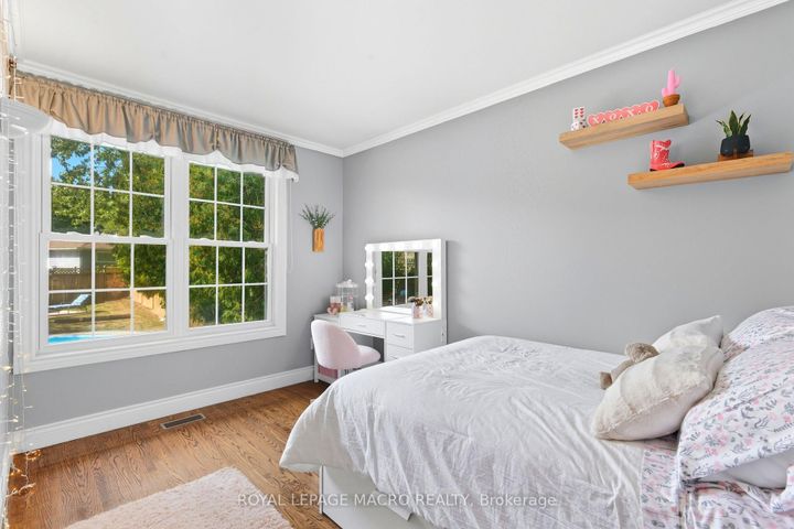 Photo 20 at 554 Chamberlain Road, Appleby, Burlington
