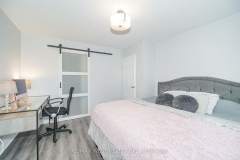Photo 9 at 159 - 50 Scarborough Golf Club Road, Scarborough Village, Toronto