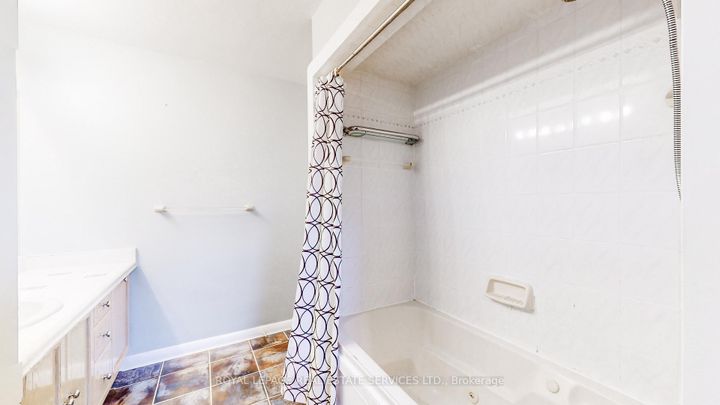 Photo 29 at 24 Burleigh Heights Drive, Bayview Village, Toronto