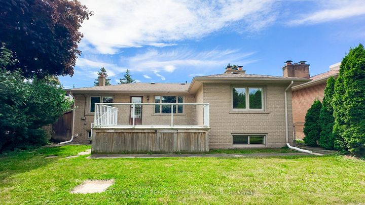 Photo 45 at 24 Burleigh Heights Drive, Bayview Village, Toronto
