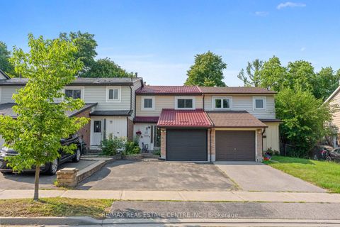 Photo 1 at 127 Lowry Square, Malvern, Toronto