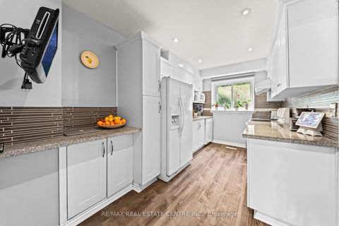 Photo 8 at 127 Lowry Square, Malvern, Toronto
