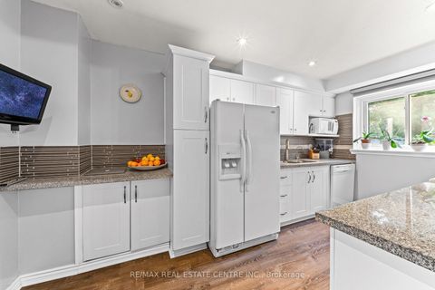 Photo 9 at 127 Lowry Square, Malvern, Toronto