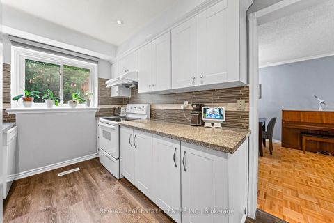 Photo 12 at 127 Lowry Square, Malvern, Toronto