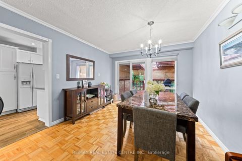 Photo 16 at 127 Lowry Square, Malvern, Toronto