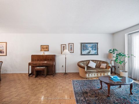 Photo 4 at 169 Robert Hicks Drive, Branson, Toronto