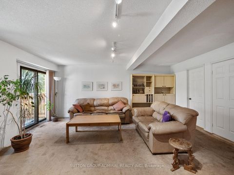 Photo 13 at 169 Robert Hicks Drive, Branson, Toronto