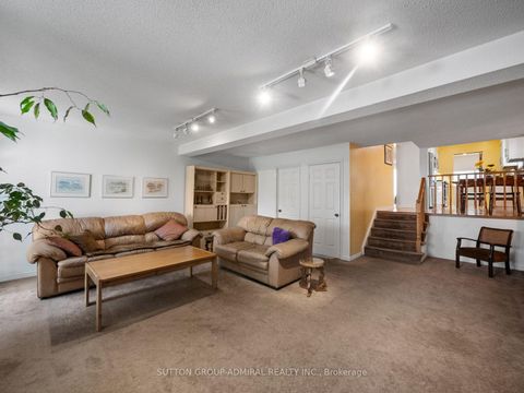 Photo 14 at 169 Robert Hicks Drive, Branson, Toronto
