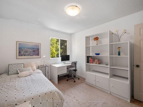 Photo 25 at 169 Robert Hicks Drive, Branson, Toronto