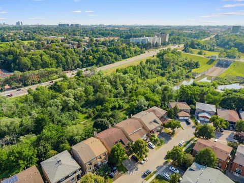 Photo 48 at 169 Robert Hicks Drive, Branson, Toronto