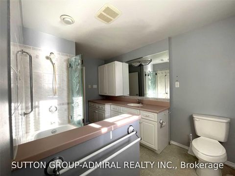 Photo 13 at 86 Hamilton Drive, Leslie Valley, Newmarket