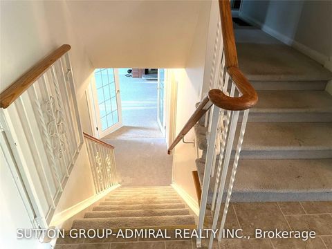 Photo 17 at 86 Hamilton Drive, Leslie Valley, Newmarket