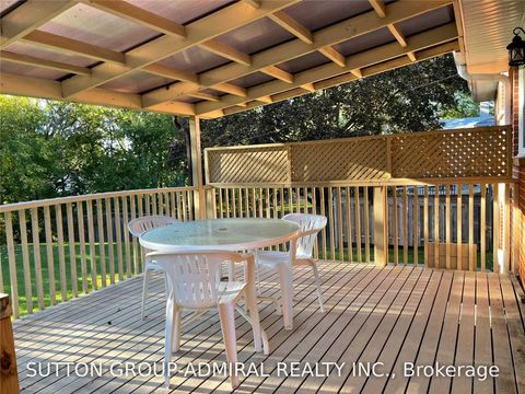 Photo 25 at 86 Hamilton Drive, Leslie Valley, Newmarket