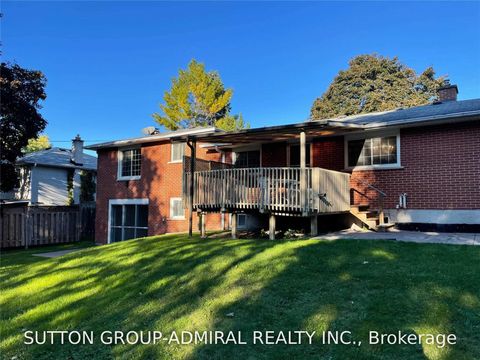 Photo 27 at 86 Hamilton Drive, Leslie Valley, Newmarket