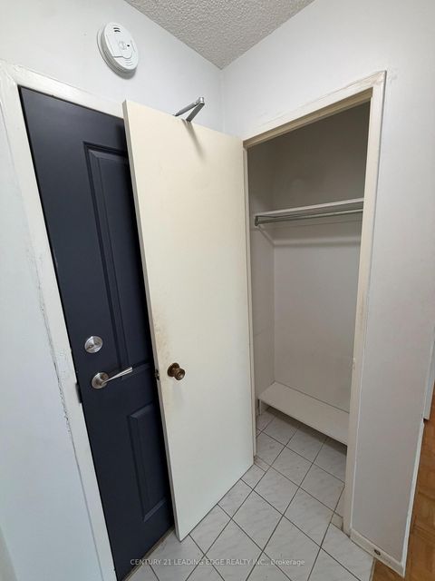Photo 4 at 1109 - 101 Prudential Drive, Dorset Park, Toronto