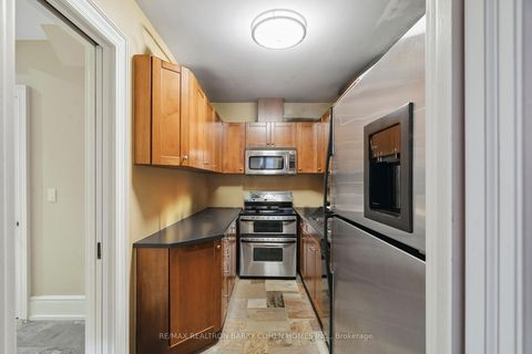 Photo 32 at 60 Parr Place, Uplands, Vaughan
