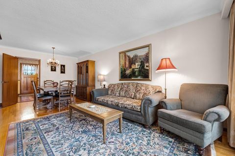 Photo 7 at 47 Shendale Drive, Old Rexdale, Toronto