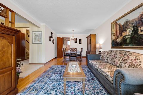 Photo 8 at 47 Shendale Drive, Old Rexdale, Toronto