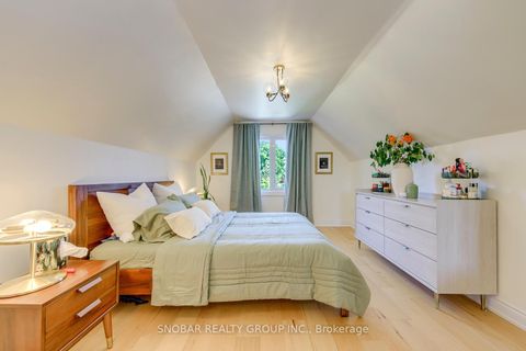 Photo 16 at 2257 Lawrence Avenue W, Humber Heights, Toronto