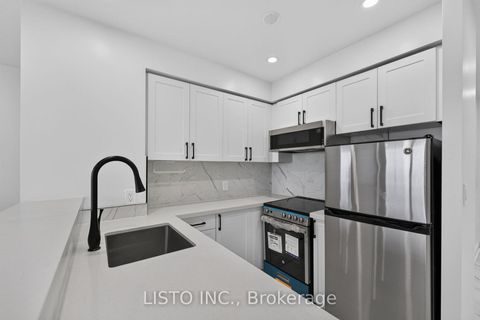 Photo 10 at 3515 - 38 Lee Centre Drive, Woburn, Toronto