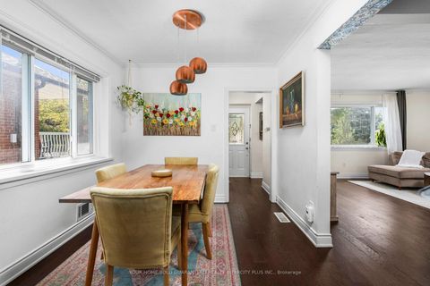 Photo 8 at 30 Garside Crescent, Amesbury, Toronto
