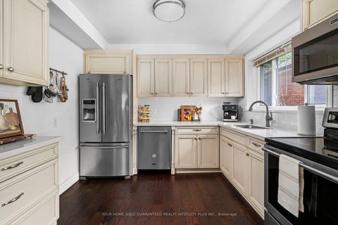 Photo 11 at 30 Garside Crescent, Amesbury, Toronto