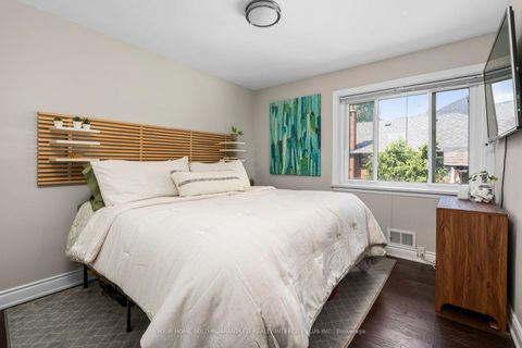 Photo 15 at 30 Garside Crescent, Amesbury, Toronto