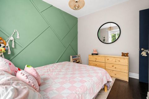 Photo 17 at 30 Garside Crescent, Amesbury, Toronto