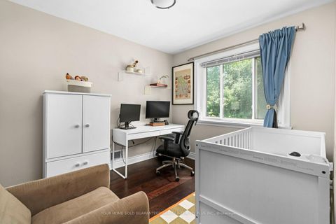 Photo 20 at 30 Garside Crescent, Amesbury, Toronto
