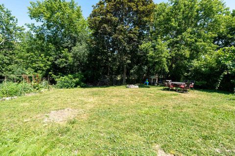 Photo 31 at 30 Garside Crescent, Amesbury, Toronto