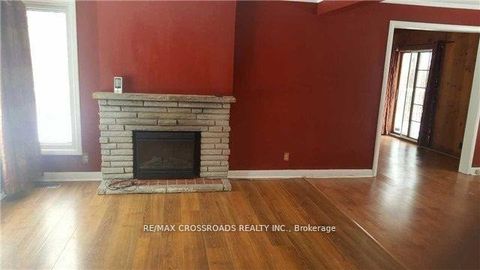 Photo 3 at 11631 Leslie Street, Rural Richmond Hill, Richmond Hill