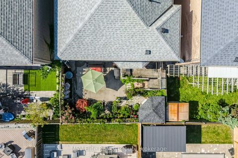 Photo 39 at 168 Sail Crescent, Vellore Village, Vaughan