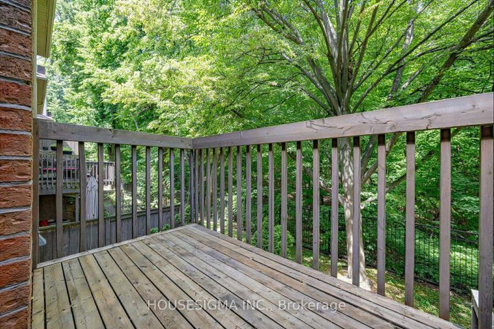 Photo 13 at 7 - 2199 Burnhamthorpe Road W, Erin Mills, Mississauga