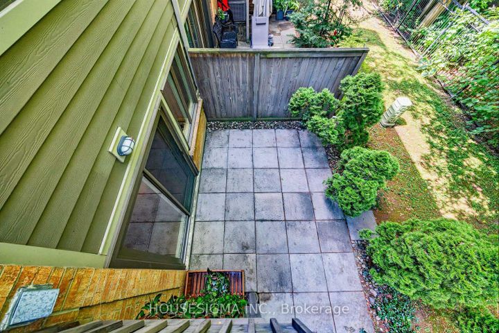 Photo 15 at 7 - 2199 Burnhamthorpe Road W, Erin Mills, Mississauga