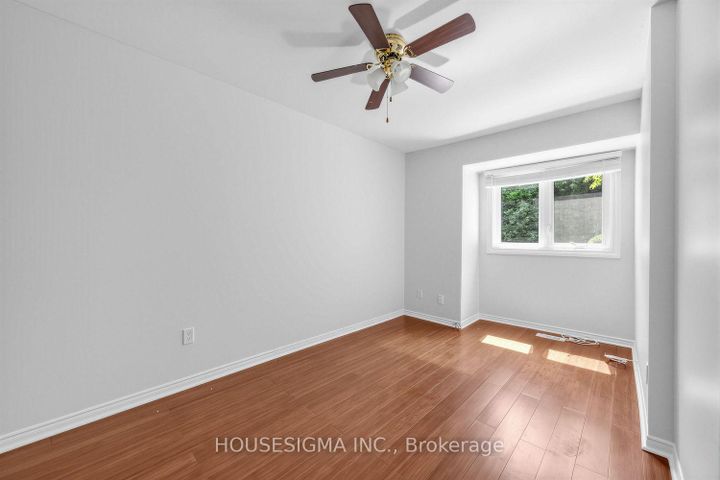 Photo 19 at 7 - 2199 Burnhamthorpe Road W, Erin Mills, Mississauga