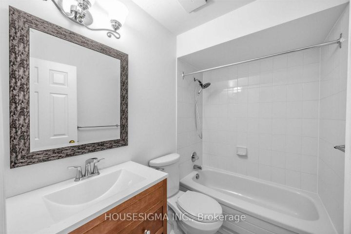 Photo 22 at 7 - 2199 Burnhamthorpe Road W, Erin Mills, Mississauga
