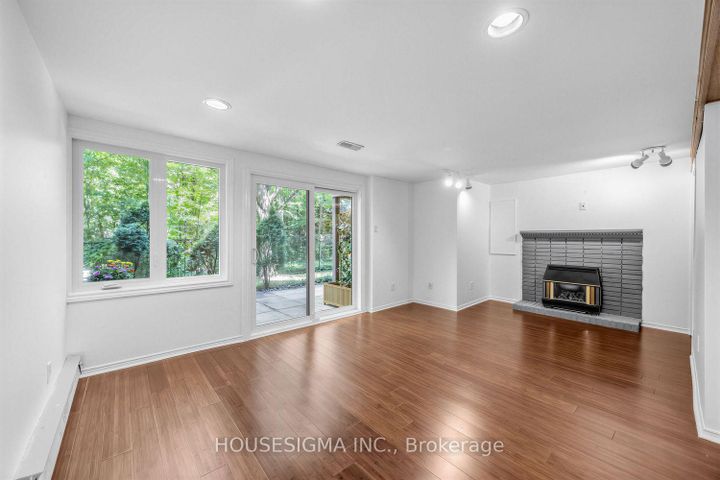 Photo 25 at 7 - 2199 Burnhamthorpe Road W, Erin Mills, Mississauga