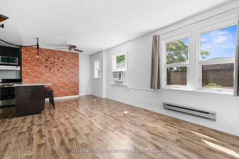 Photo 10 at 407 - 114 Vaughan Road, Cedarvale, Toronto