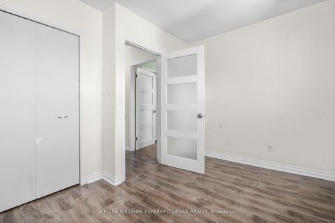 Photo 15 at 407 - 114 Vaughan Road, Cedarvale, Toronto