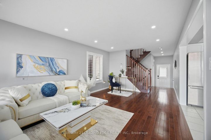 Photo 7 at 49 Robert Parkinson Drive, Northwest Brampton, Brampton