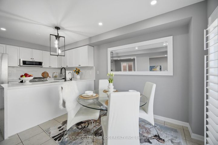 Photo 12 at 49 Robert Parkinson Drive, Northwest Brampton, Brampton