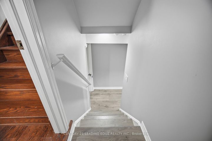 Photo 28 at 49 Robert Parkinson Drive, Northwest Brampton, Brampton