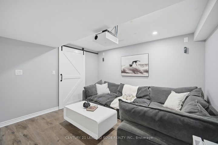 Photo 32 at 49 Robert Parkinson Drive, Northwest Brampton, Brampton