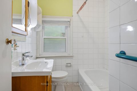 Photo 32 at 39 Cadillac Avenue, Clanton Park, Toronto