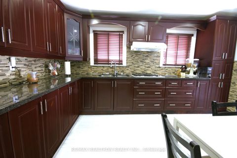 Photo 3 at 187 Apache Trail, Pleasant View, Toronto