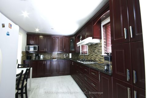 Photo 7 at 187 Apache Trail, Pleasant View, Toronto