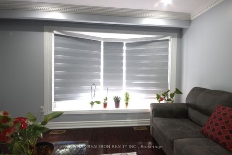 Photo 11 at 187 Apache Trail, Pleasant View, Toronto