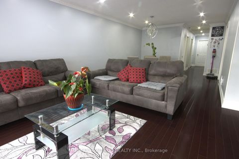 Photo 14 at 187 Apache Trail, Pleasant View, Toronto