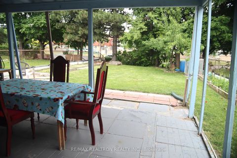 Photo 31 at 187 Apache Trail, Pleasant View, Toronto