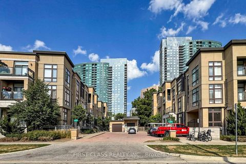 Photo 2 at 79 - 23 Eldora Avenue, Newtonbrook West, Toronto